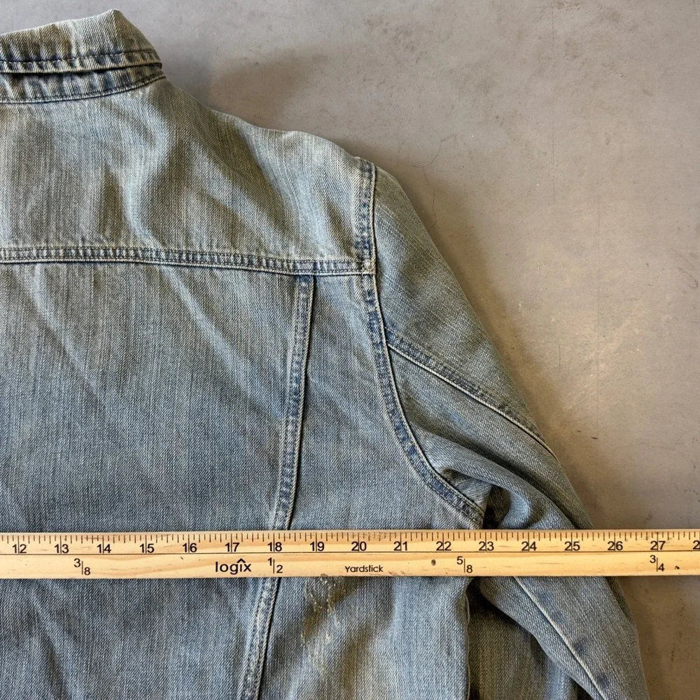 Old Navy Mens Denim Trucker Jacket Distressed Blue Jean Buckle Back Size Large